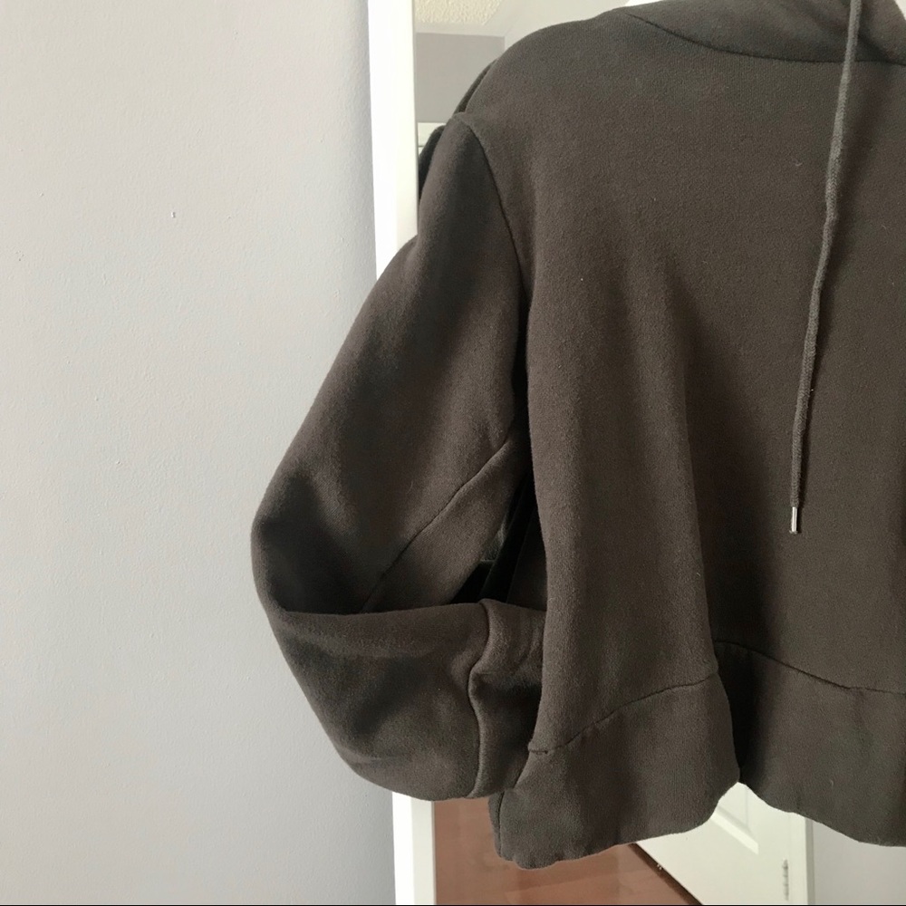 OAK + FORT Oversized Cropped Hoodie - Picture 3 of 6